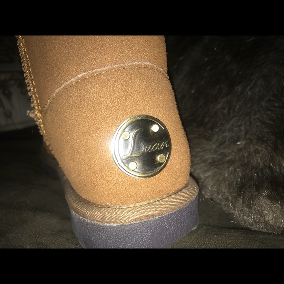 Mid Calf Boots (ugg type) - Picture 5 of 5